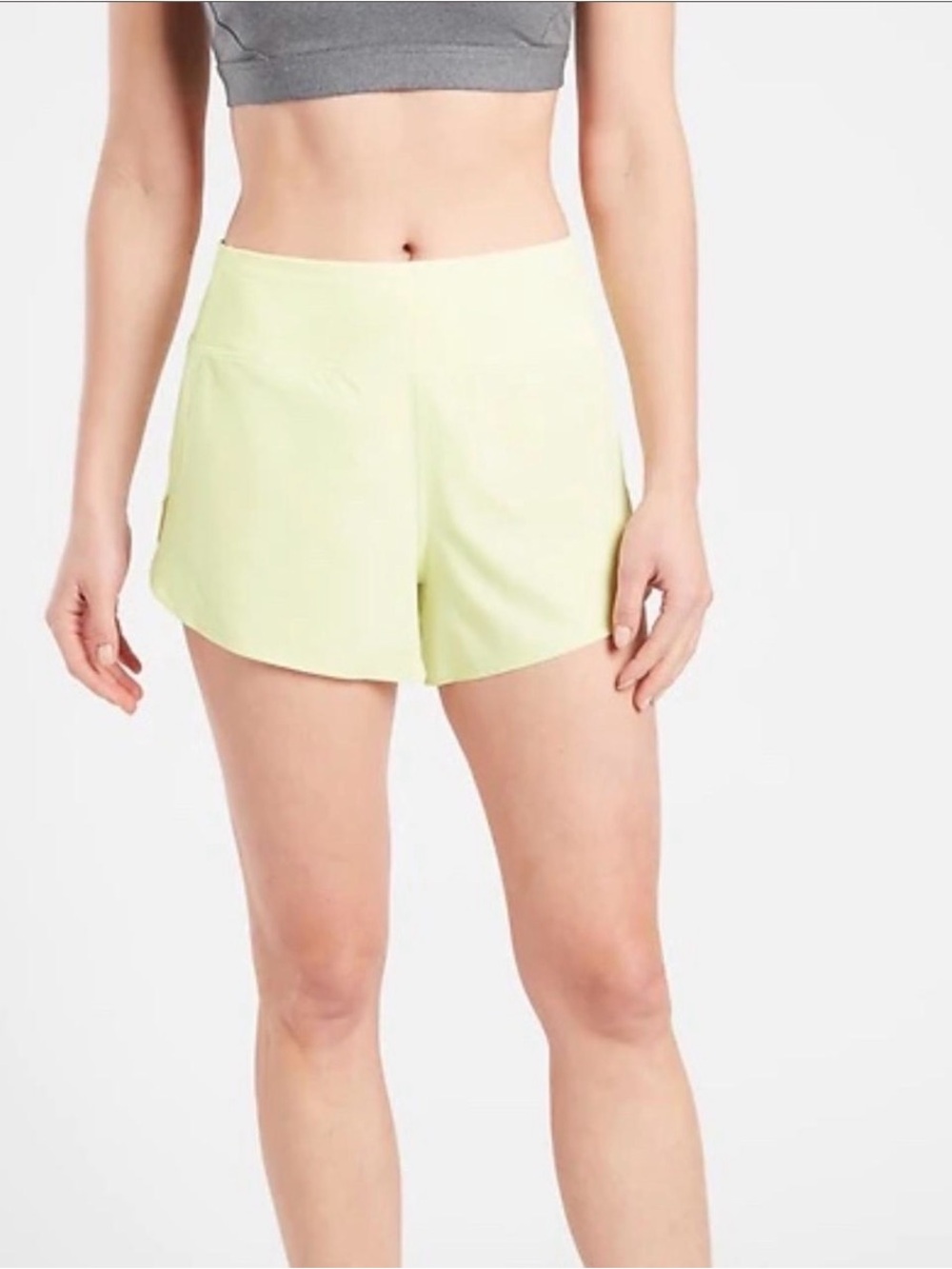 Athleta Run With‎ It 3.5” Short Size Large